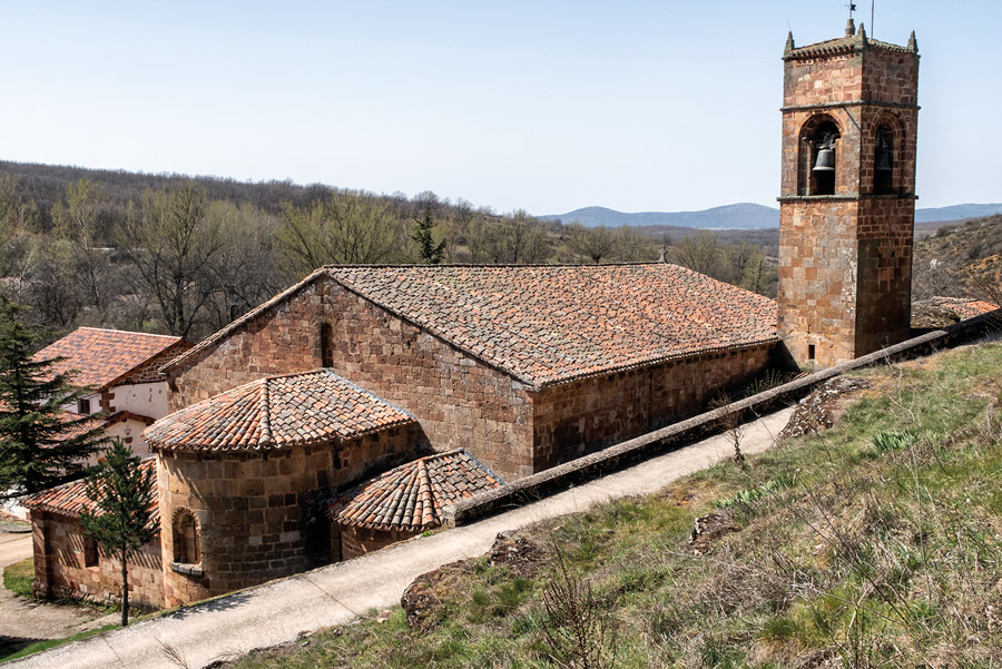 San Millán de Lara y su imponente iglesia románica