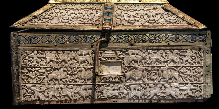 Arqueta de Silos, fusión entre los artes califal y románico