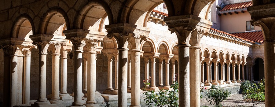 Villamayor de los Montes y su dulce monasterio